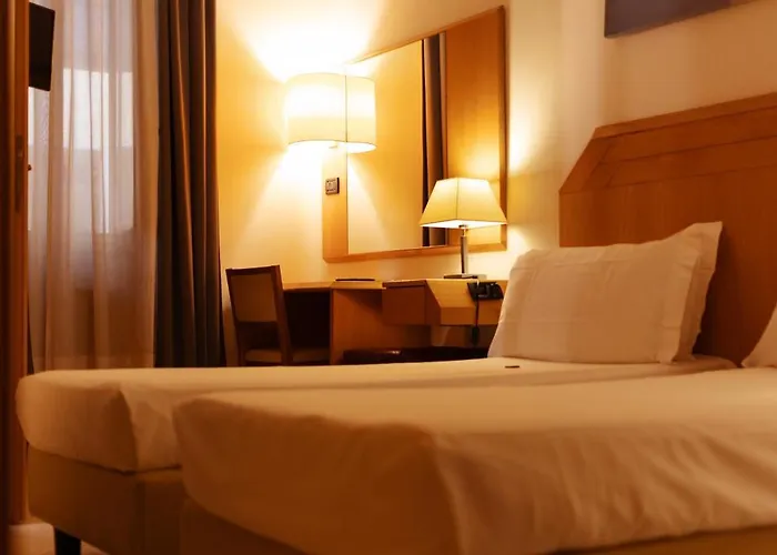 Giotto Flavia Hotel 2*